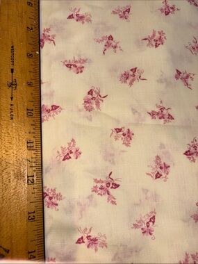 Huge vintage piece 44 x 154 Pink Floral Printed Cotton Fabric D4